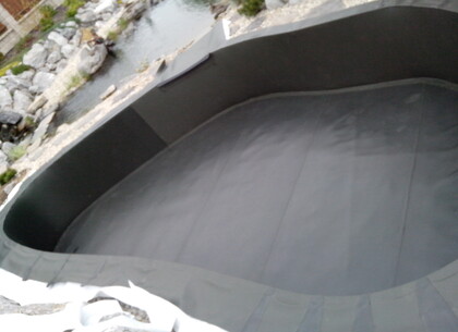 izolace zahradních jezirek (2)